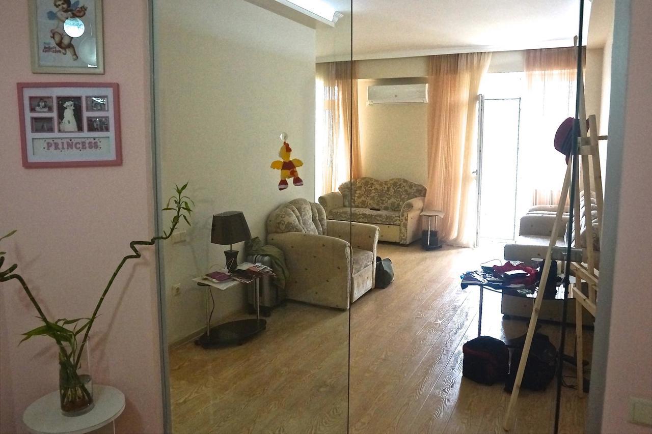 Cocorina Apartment Batoumi Extérieur photo